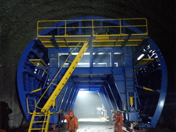 隧道襯砌臺車的安裝步驟有哪些？