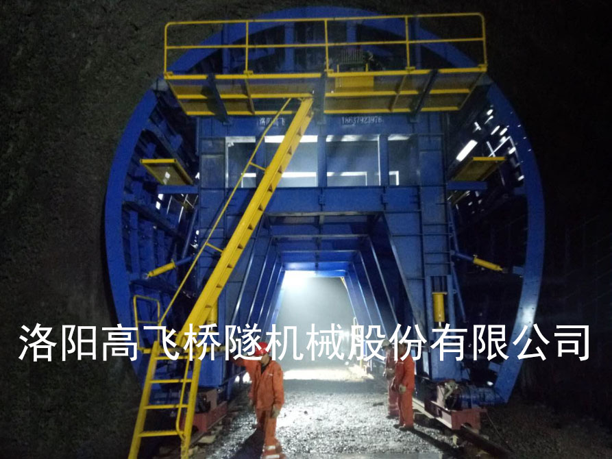 隧道二次襯砌與初襯的區(qū)別是什么？