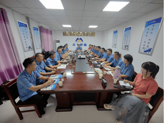 凝心聚力 力攀高峰！高飛股份銷售部2025年上半年?duì)I銷會(huì)議圓滿召開！